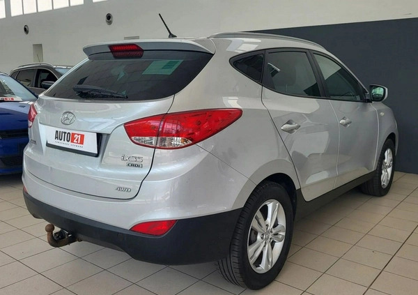 Hyundai ix35 cena 33900 przebieg: 194084, rok produkcji 2011 z Racibórz małe 277